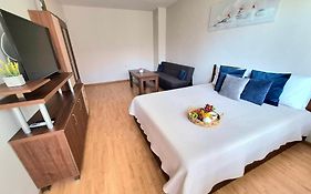 Апартамент Миг